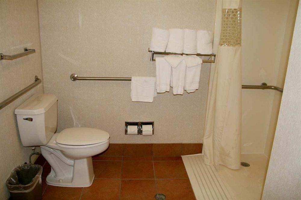 Hotel Hampton