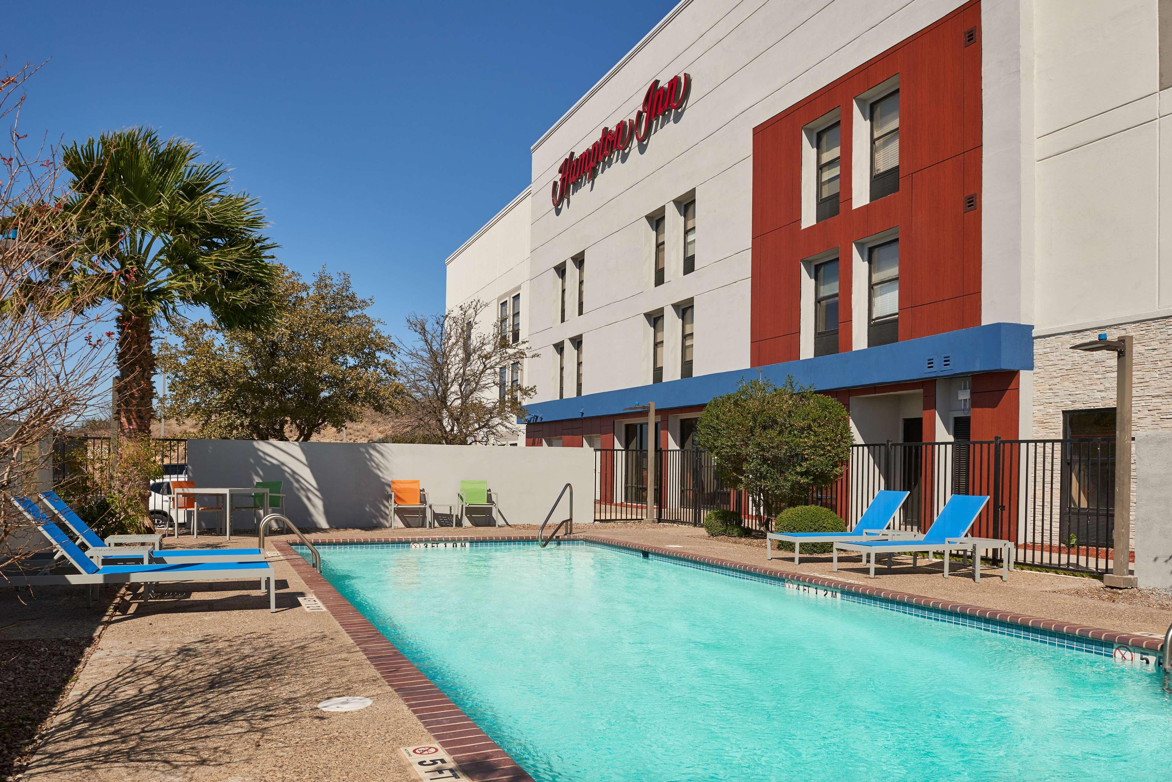 Hotel Hampton 4*