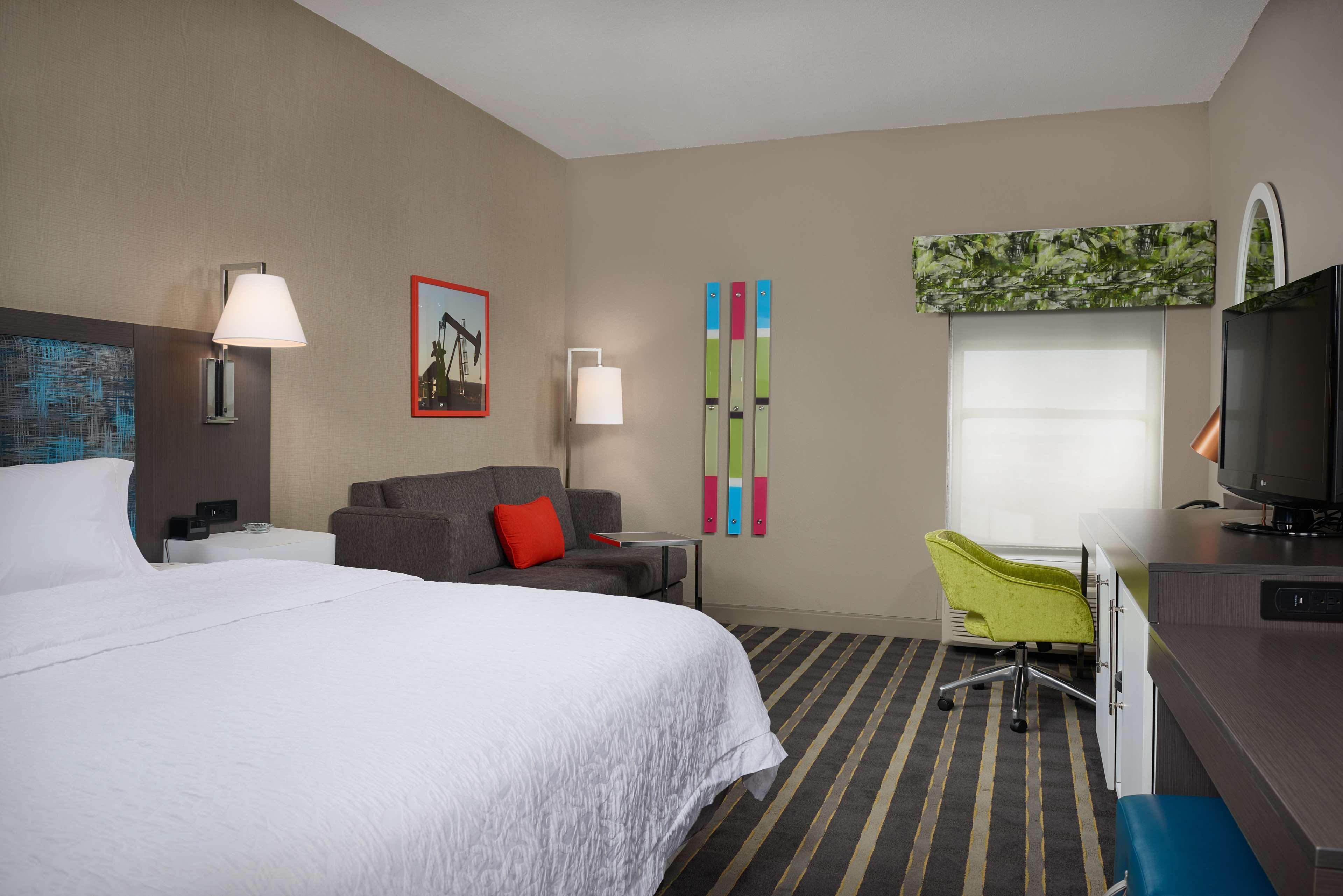 Hotel Hampton 4*