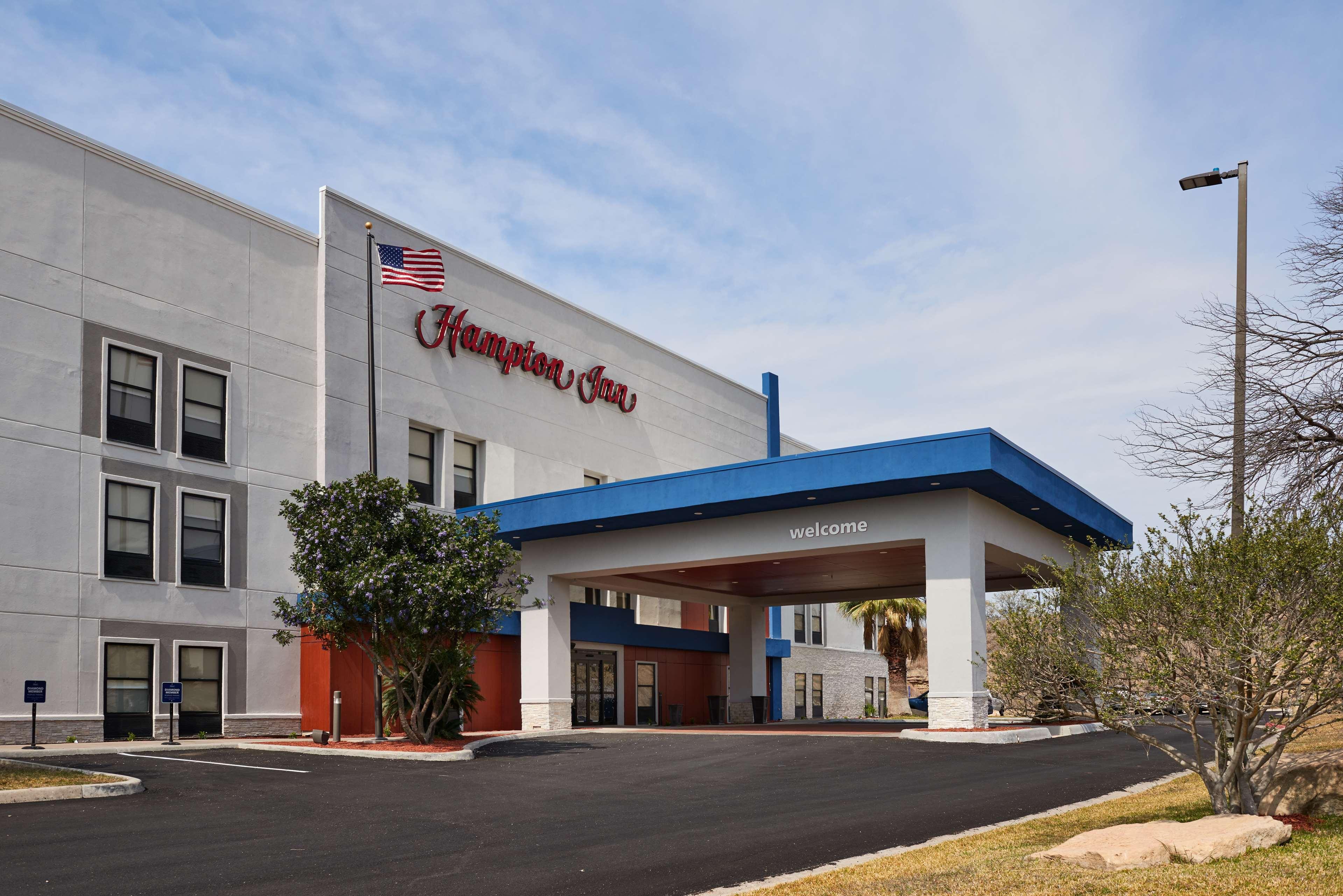 Hampton 4* Eagle Pass