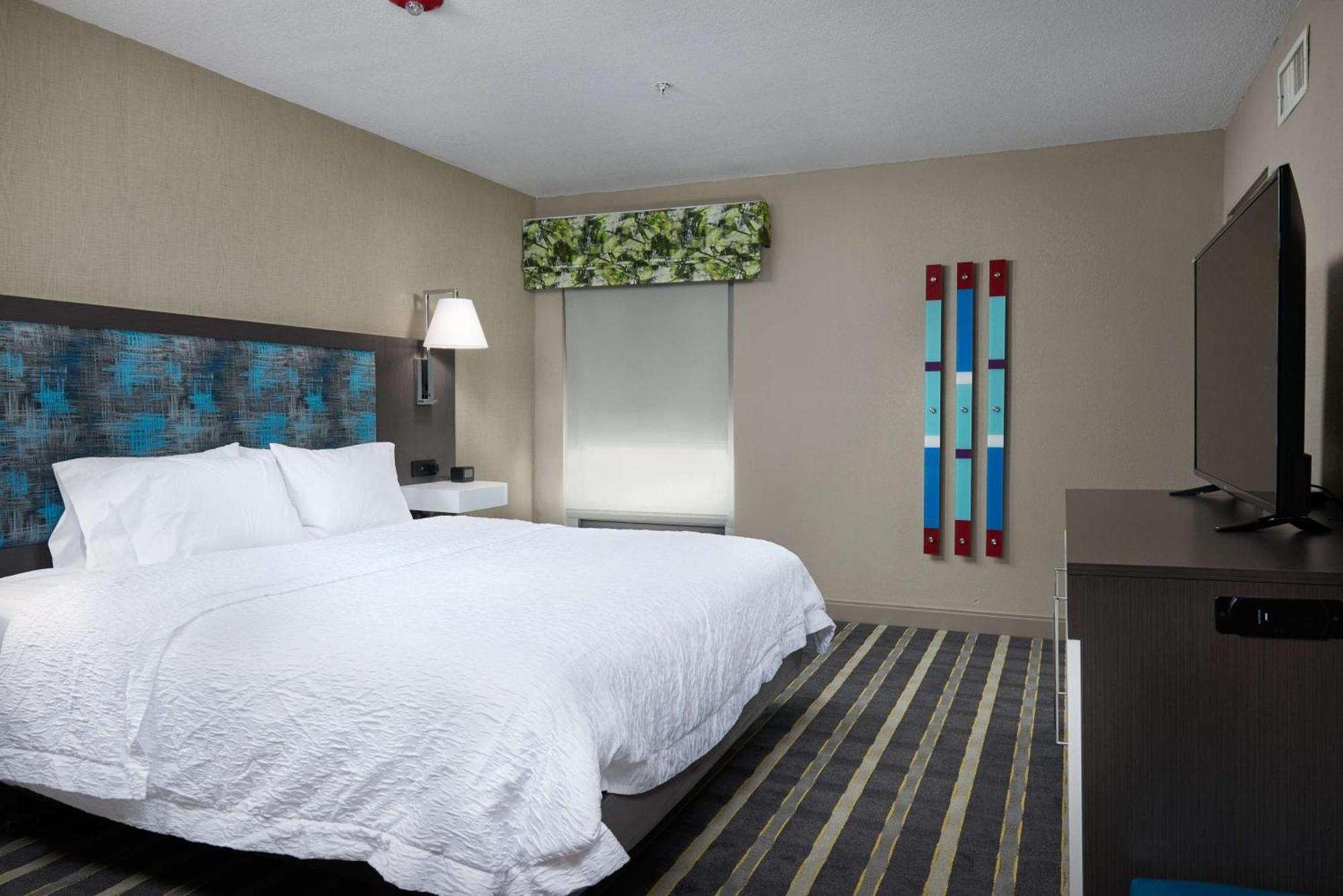 Hampton Hotel 4*
