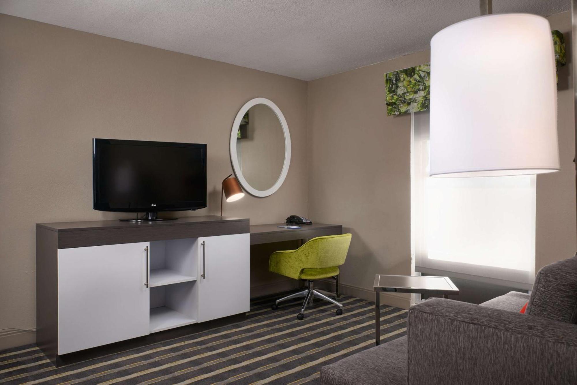 Hotel Hampton